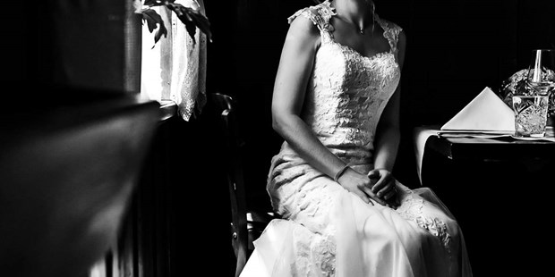 Hochzeitsfotos - Art des Shootings: Trash your Dress - Ebensee - Danila Amodeo