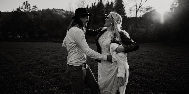 Hochzeitsfotos - Art des Shootings: Prewedding Shooting - Döbriach - BLISS & DELIGHT AUTHENTIC WEDDING PHOTOS AND VIDEOS