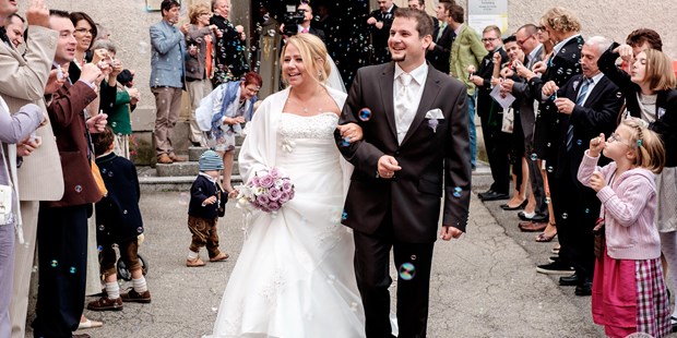 Hochzeitsfotos - Copyright und Rechte: Bilder auf Social Media erlaubt - Bezirk Voitsberg - iQ-Foto