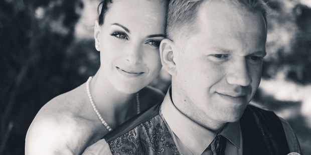 Hochzeitsfotos - Copyright und Rechte: Bilder auf Social Media erlaubt - Voitsberg - iQ-Foto