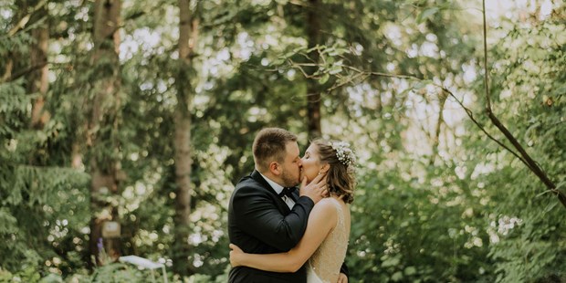 Hochzeitsfotos - zweite Kamera - Hausruck - https://www.annahorbachova.com/weddings - Anna Horbachova 
