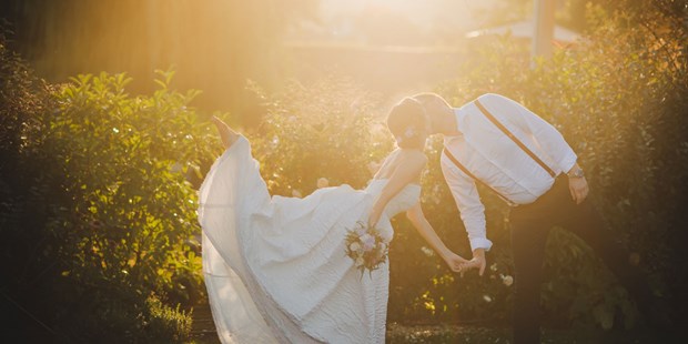 Hochzeitsfotos - Copyright und Rechte: Bilder auf Social Media erlaubt - Deutschland - Einmal im Leben Fotografie