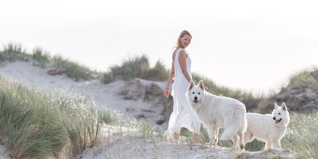 Hochzeitsfotos - Bockhorn (Friesland) - After Wedding Shooting am Strand - Fotografie Kunze - Die Fotomanufaktur in St. Peter-Ording