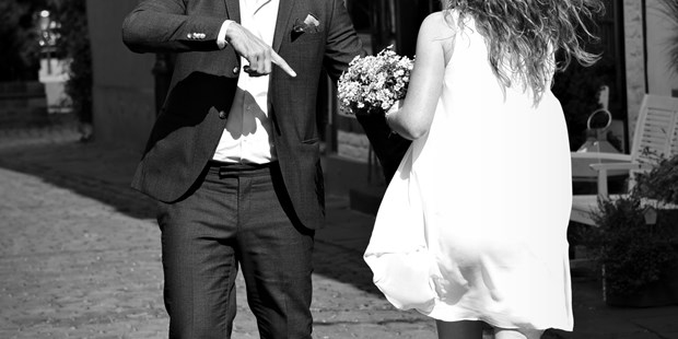 Hochzeitsfotos - Art des Shootings: Trash your Dress - Nottuln - sarah elspass
