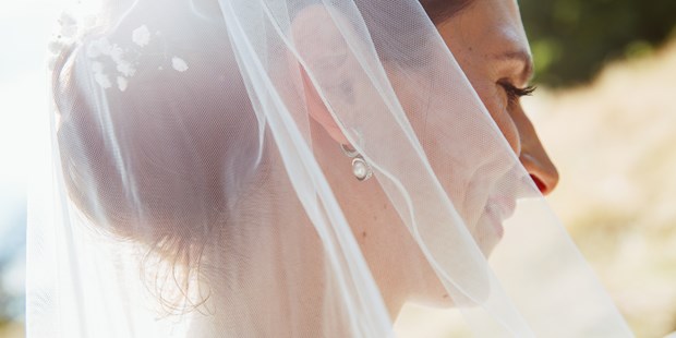 Hochzeitsfotos - Copyright und Rechte: Bilder dürfen bearbeitet werden - Sonderwoman.Photography
