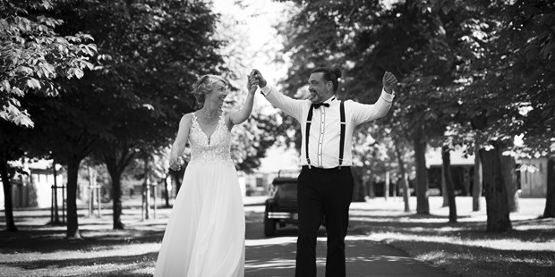 Hochzeitsfotos - Art des Shootings: Portrait Hochzeitsshooting - Velten - FotoFrank