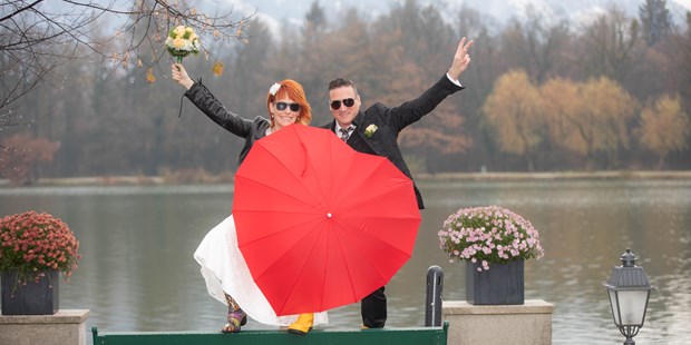 Hochzeitsfotos - Fotostudio - Salzburg-Stadt (Salzburg) - Regen macht uns nichts - Dein schönster Tag - Hochzeitsfotografie