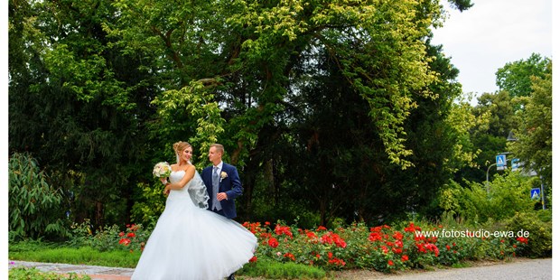 Hochzeitsfotos - Copyright und Rechte: Bilder dürfen bearbeitet werden - Ulm - Hochzeit in Regensburg - Fotostudio EWA