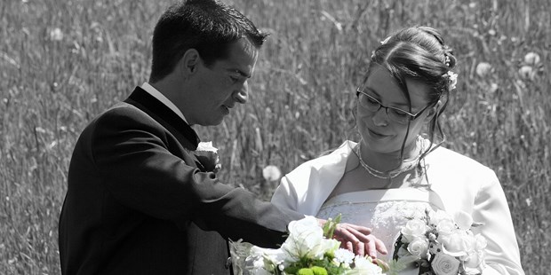 Hochzeitsfotos - Berufsfotograf - Schwaz - "ja" jetzt sind wir Mann und Frau
(c)2016 by Paparazzi-Tirol | mamaRazzi-foto - Paparazzi Tirol | MamaRazzi - Foto | Isabella Seidl Photography