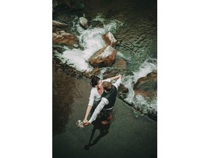 Hochzeitsfotos - Art des Shootings: Unterwassershooting - Österreich - Karl Schrotter Photograph