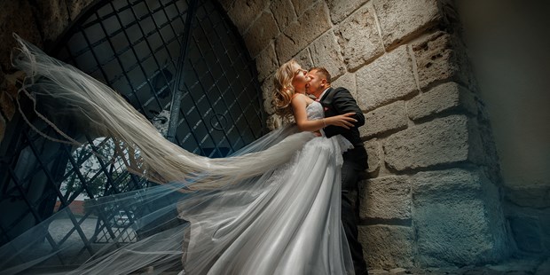 Hochzeitsfotos - Art des Shootings: After Wedding Shooting - Hausruck - Hochzeitsfotograf Alex bogutas, Poland - Alex Bogutas