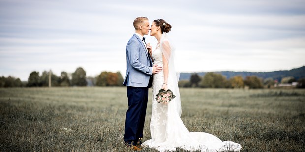 Hochzeitsfotos - Berufsfotograf - Zaberfeld - Deine Traumhochzeit zum greifen nah ! buch noch heute für deine Hochzeit - Fynn Winkelhöfer
