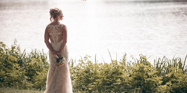 Hochzeitsfotos - Copyright und Rechte: Bilder auf Social Media erlaubt - Blankenhain - christianraufeisenphotography