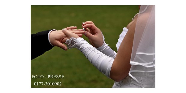 Hochzeitsfotos - Copyright und Rechte: Bilder privat nutzbar - Klausdorf (Vorpommern-Rügen) - #hochzeitsfotograf# #Norddeutschland#
#foto-presse# - REINHARD BALZEREK