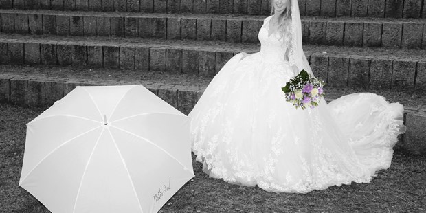 Hochzeitsfotos - Copyright und Rechte: Bilder auf Social Media erlaubt - Baden-Württemberg - LILLO PHOTO ART