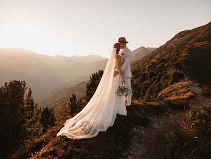 Hochzeitsfotos - Copyright und Rechte: Bilder auf Social Media erlaubt - Österreich - PIA EMBERGER