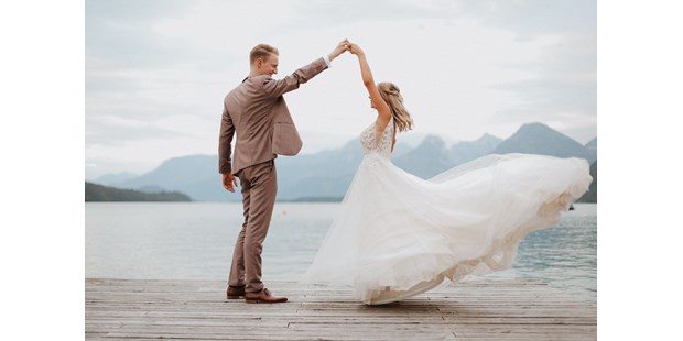 Hochzeitsfotos - Copyright und Rechte: Bilder auf Social Media erlaubt - Ampfing - Wunderschöne Hochzeit in St.Gilgen - Pixelstube - Design & Fotografie