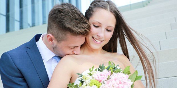 Hochzeitsfotos - Copyright und Rechte: Bilder auf Social Media erlaubt - Nordhorn - Daniela Ivanova