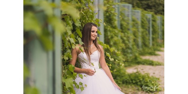 Hochzeitsfotos - Copyright und Rechte: Bilder frei verwendbar - Weinviertel - Sanssouci Palace - TomaFot Wedding Story