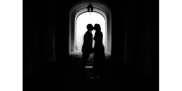 Hochzeitsfotos - Art des Shootings: After Wedding Shooting - Spalt - Bild beim Brautpaarshooting - Wedding Dreaming