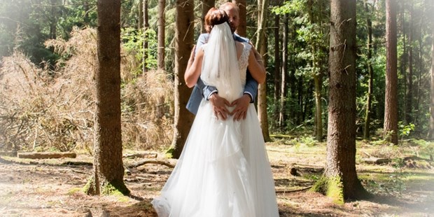 Hochzeitsfotos - Videografie buchbar - Bockhorn (Friesland) - Hochzeitsfotograf Rissen - Isabell Fripon Fotografie