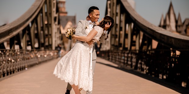 Hochzeitsfotos - Copyright und Rechte: Bilder auf Social Media erlaubt - Reckendorf - Isabell Prütting