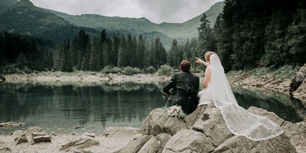 Hochzeitsfotos - Art des Shootings: Prewedding Shooting - Tiroler Oberland - Victoria Hörtnagl