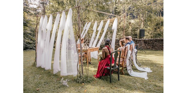 Hochzeitsfotos - Art des Shootings: Trash your Dress - Wien-Stadt - Sophisticated Wedding Pictures