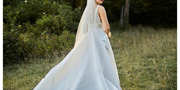 Hochzeitsfotos - Art des Shootings: Trash your Dress - Bled - Brautporträt bei Sonnenuntergang | www.c-g.wedding - C&G Wedding - Elopement und Hochzeits Fotografie