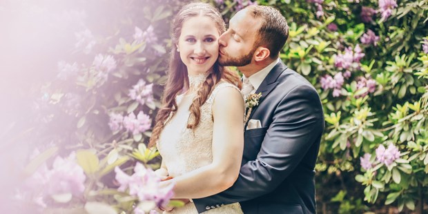 Hochzeitsfotos - Copyright und Rechte: Bilder auf Social Media erlaubt - Wilkau-Haßlau - Julia Pevchina