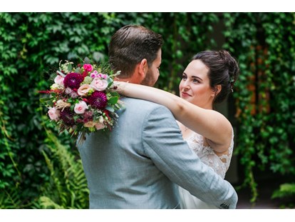 Hochzeitsfotos - Copyright und Rechte: Bilder auf Social Media erlaubt - Österreich - Traumomente e.U.