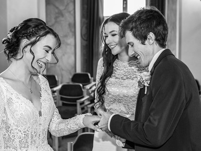 Hochzeitsfotos - Copyright und Rechte: Bilder auf Social Media erlaubt - Leibnitz (Leibnitz) - Helmut Schweighofer Hochzeitsfotograf