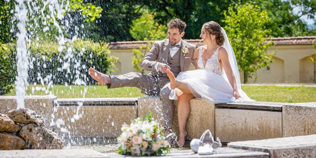 Hochzeitsfotos - Oberbayern - Spaß beim Shooting mit dem Hochzeitsfotografen aus München - Hochzeitsfotograf München