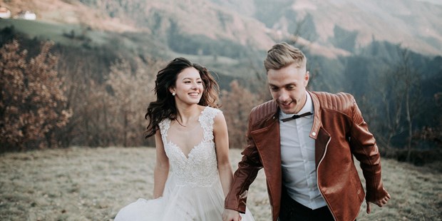 Hochzeitsfotos - Copyright und Rechte: Bilder auf Social Media erlaubt - Tiroler Unterland - Liebeslauf - Forma Photography - Manuela und Martin